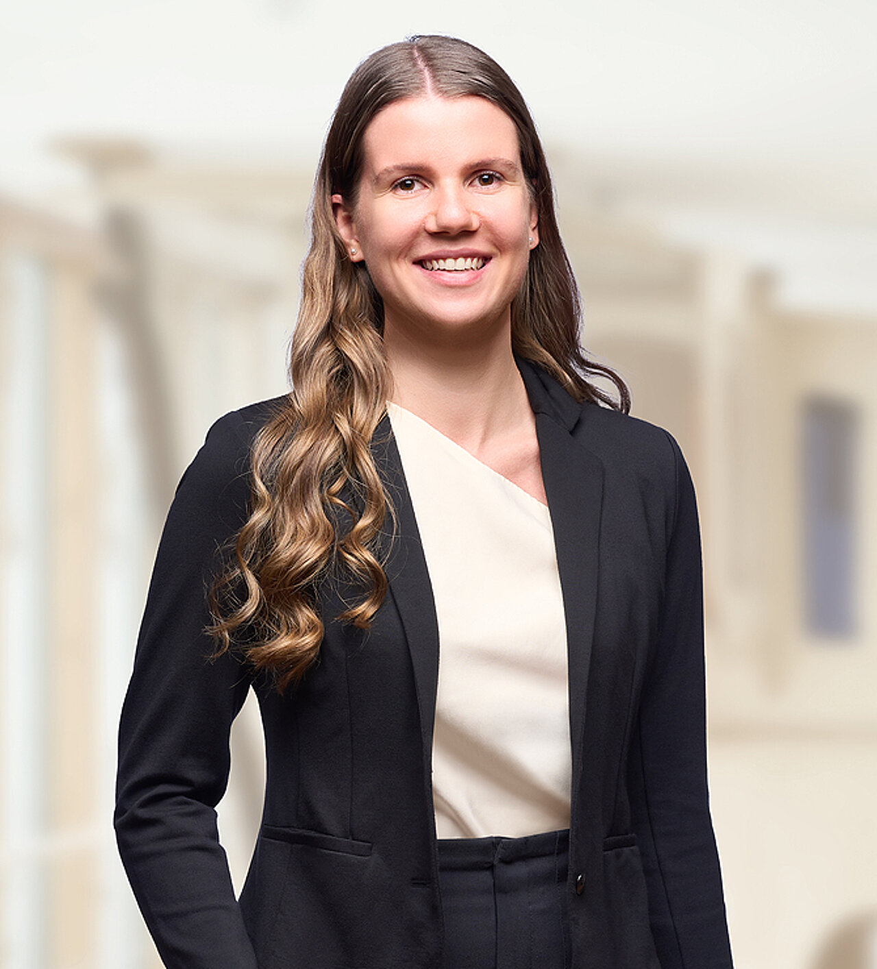 Portrait Marie Sieger Leitung Managementbüro Kinderklinik Schömberg