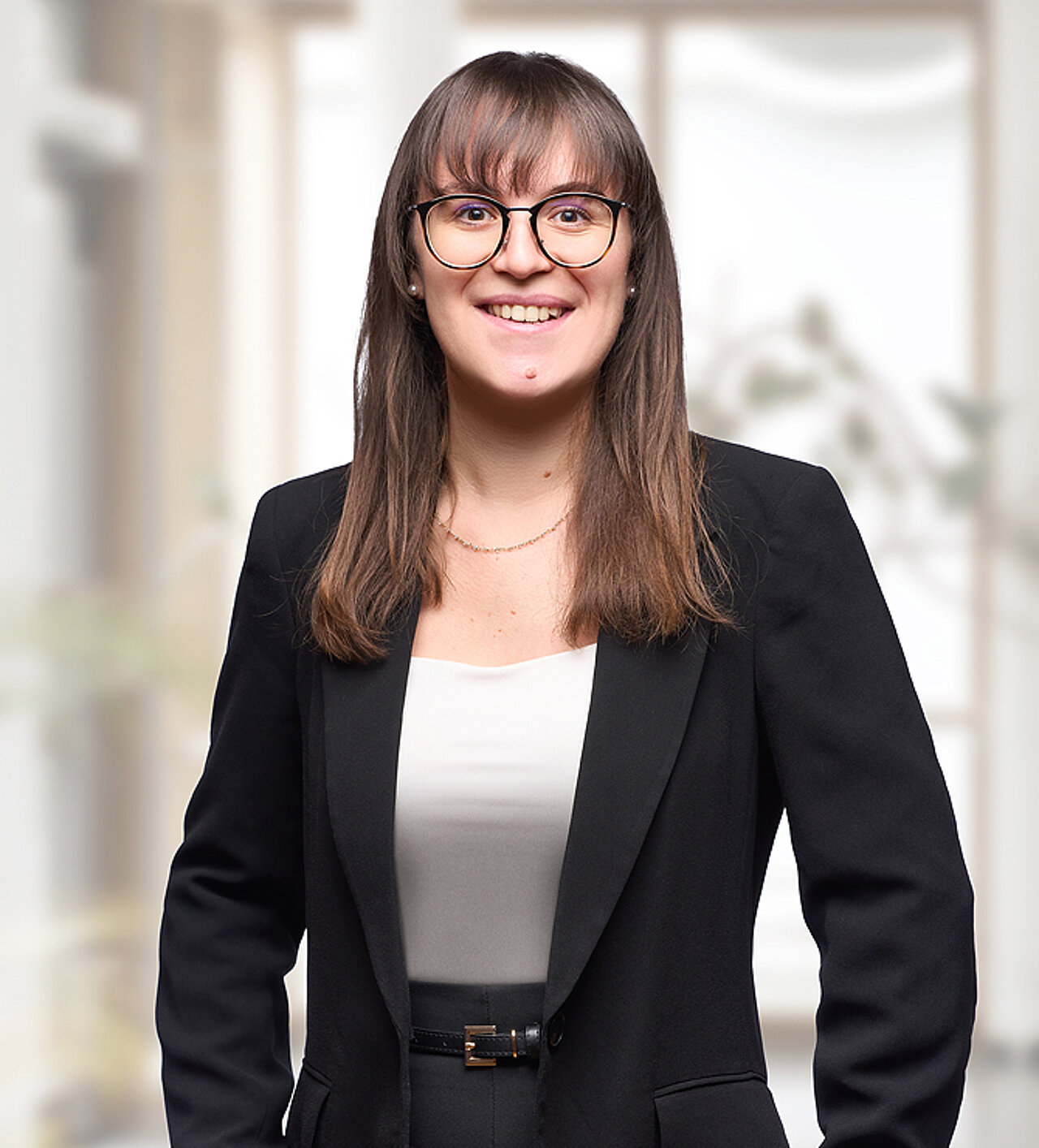 Portrait Alicia Zwiener Stabsstelle Qualitätsmanagement / Assistenz GF Kinderklinik Schömberg