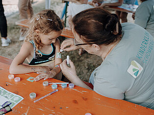 Tatoos für alle Kinder auf dem Sommerfest der Kinderklinik Schömberg 2026